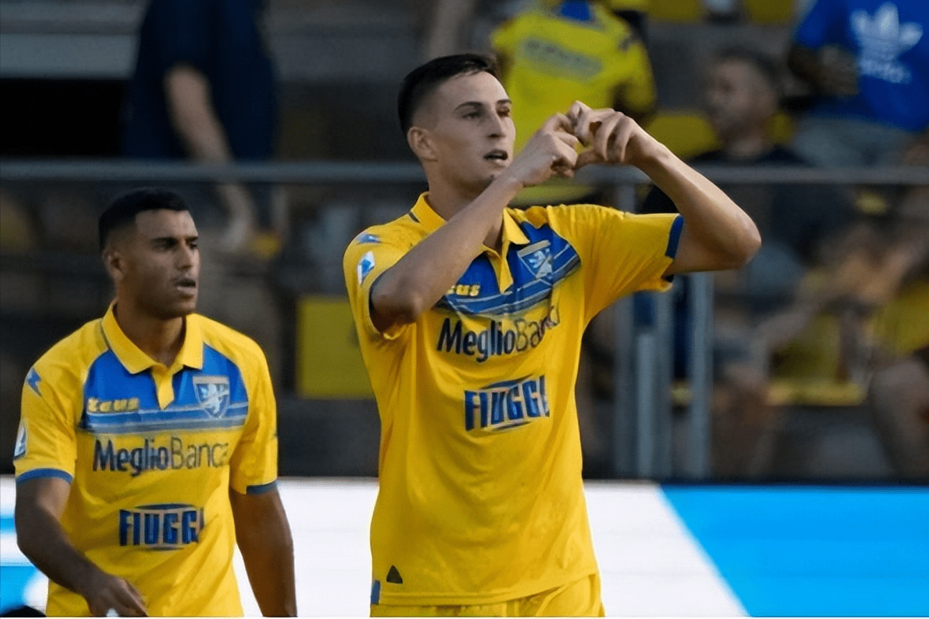 九游体育APP下载包含赛地聚焦——意甲清晨热度飙升;丹佛掘金遗憾出局;信心回归;临场指挥获称赞的词条